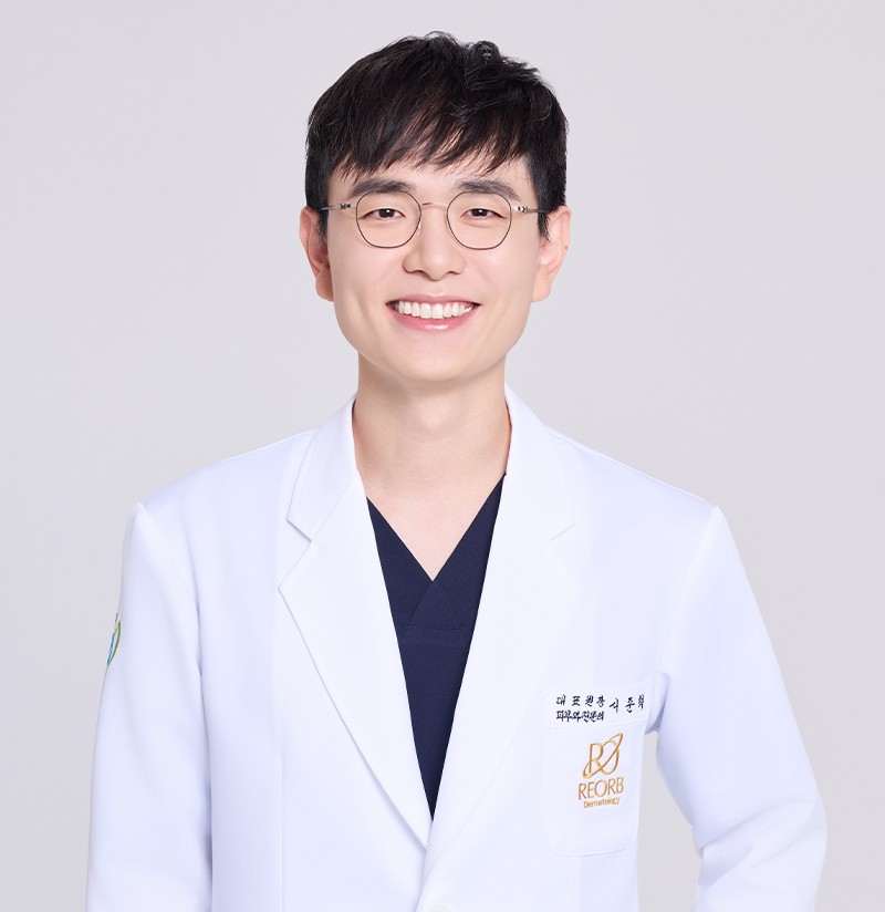 Dr. Junhyuk Seo, Medical Director